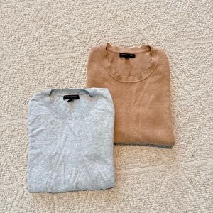 Lot Of Two Banana Republic Light Long Sleeve Sweaters Medium Scallop Neck